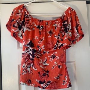 Floral, off the shoulder top! Size M